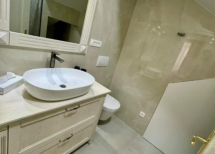 Grace - Heart Of The Old Town *